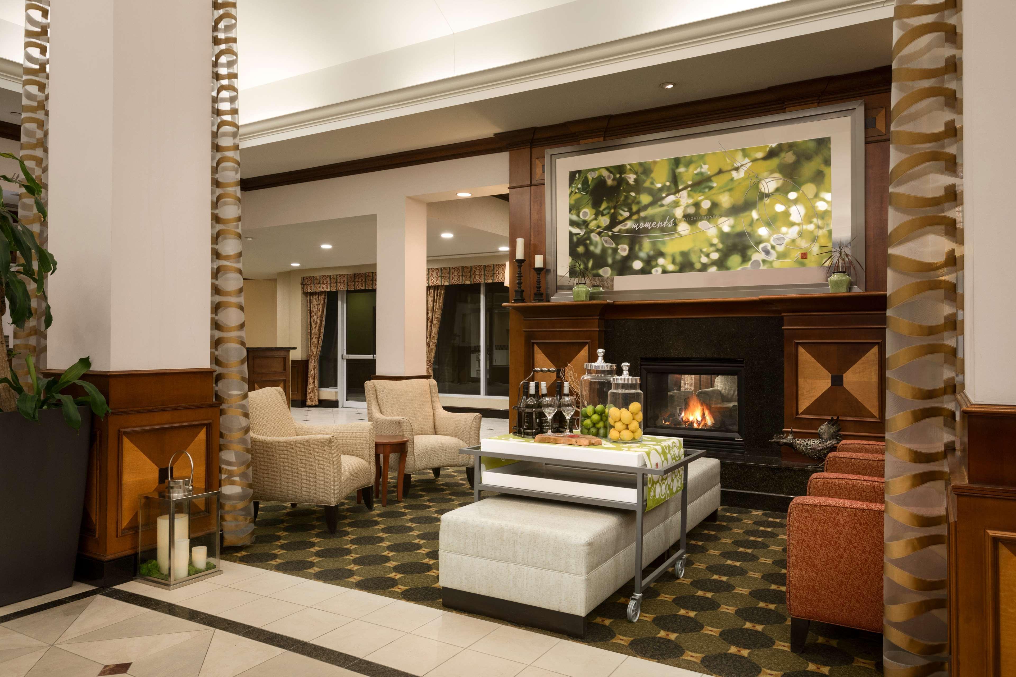 Hilton Garden Inn Toronto/Vaughan Extérieur photo