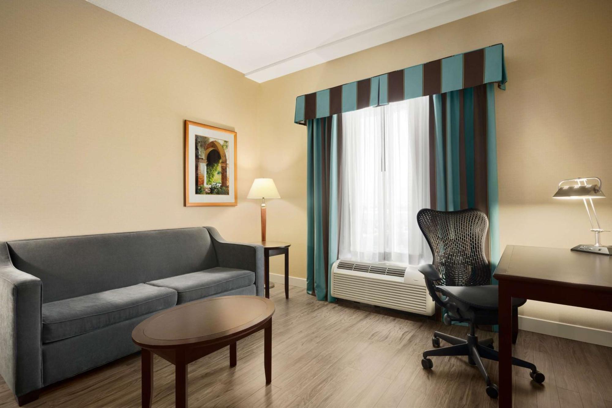 Hilton Garden Inn Toronto/Vaughan Extérieur photo